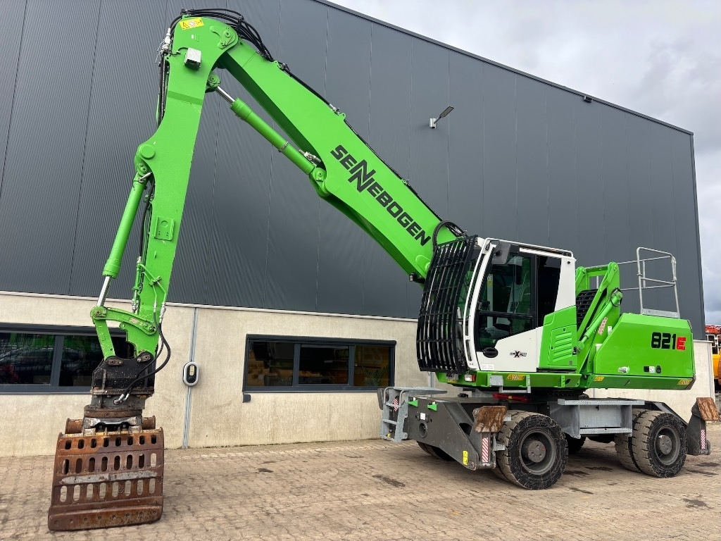 Sennebogen 821 M - 821 E - 821 ME - Manipulador de material: foto 4 Sennebogen 821 M - 821 E - 821 ME - Manipulador de material: foto 4