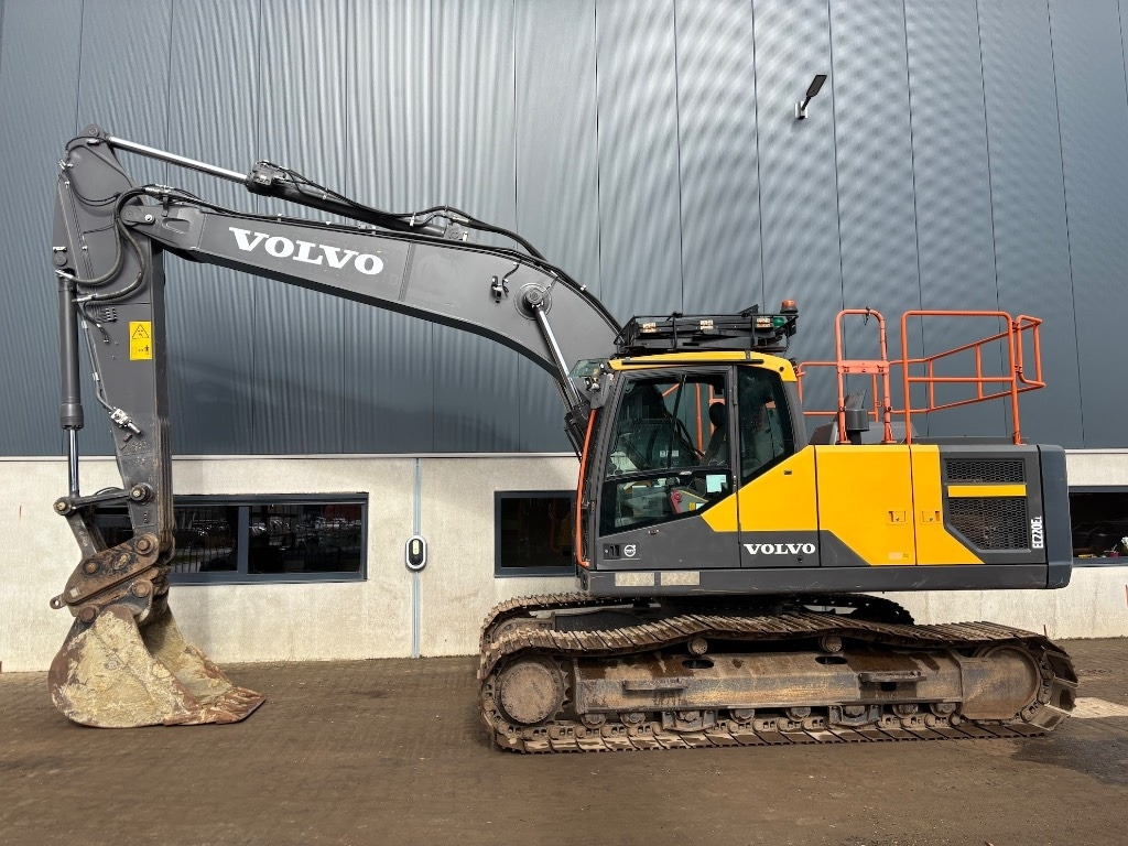 Volvo EC 220 E L - EC220EL - 220EL - Escavadora de rastos: foto 1 Volvo EC 220 E L - EC220EL - 220EL - Escavadora de rastos: foto 1