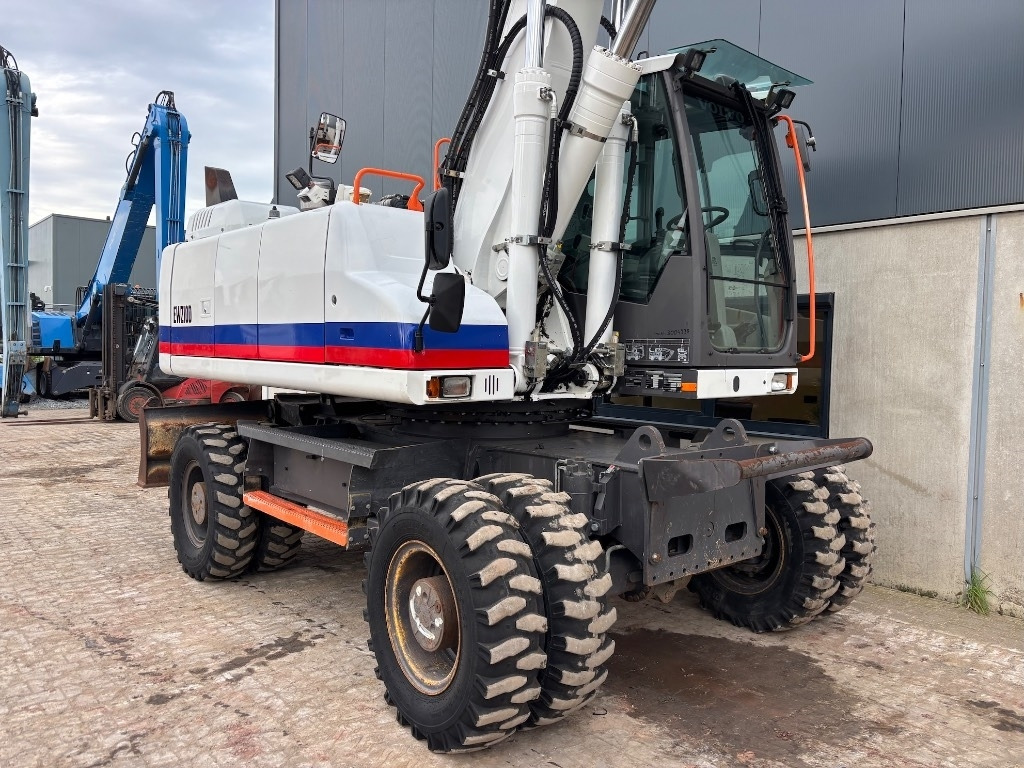 Escavadeira de rodas Volvo EW 210 D - EW210 - EW210D - EW 180 - EW 240: foto 11