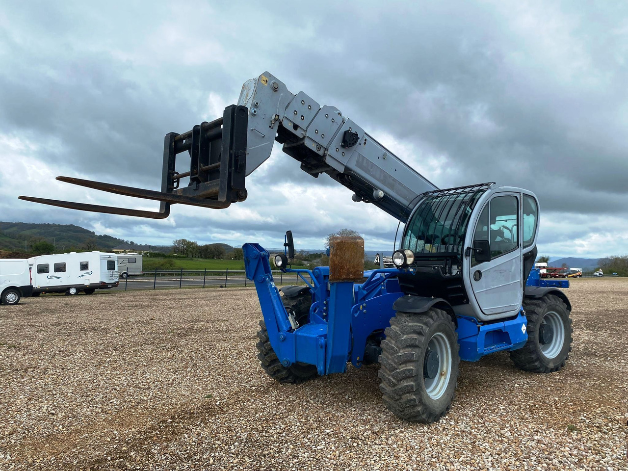 DIECI ICARUS 40.17 - Empilhador telescópico: foto 1 DIECI ICARUS 40.17 - Empilhador telescópico: foto 1