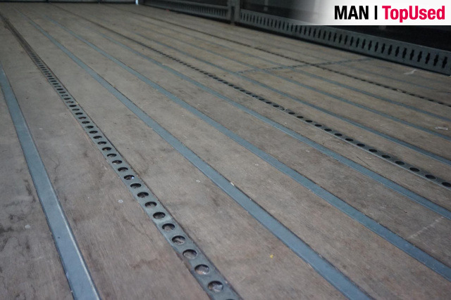 MAN TGM 15.290 4X2 BL / Schuifzeil / Ondervouwklep - Caminhão com lona: foto 4 MAN TGM 15.290 4X2 BL / Schuifzeil / Ondervouwklep - Caminhão com lona: foto 4