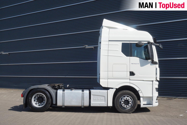 Fotografia de interior 5: Tractor MAN TGX 18.470 4x2 BL SA  / LED / 2 Tanks