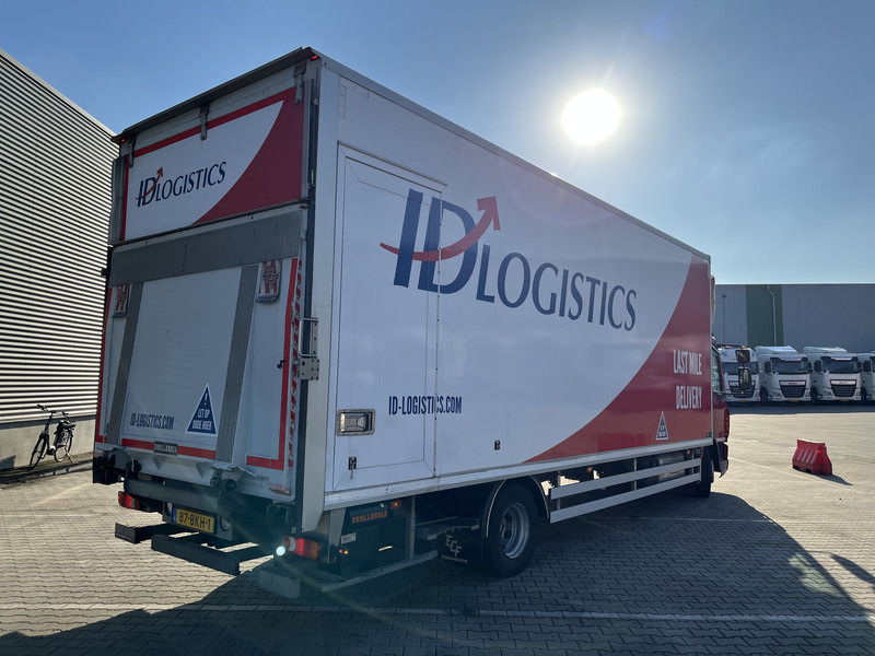 DAF LF 210 FA / 12 Ton / 394 dkm / Box / Loadlift / NL Truck - Caminhão furgão: foto 2 DAF LF 210 FA / 12 Ton / 394 dkm / Box / Loadlift / NL Truck - Caminhão furgão: foto 2