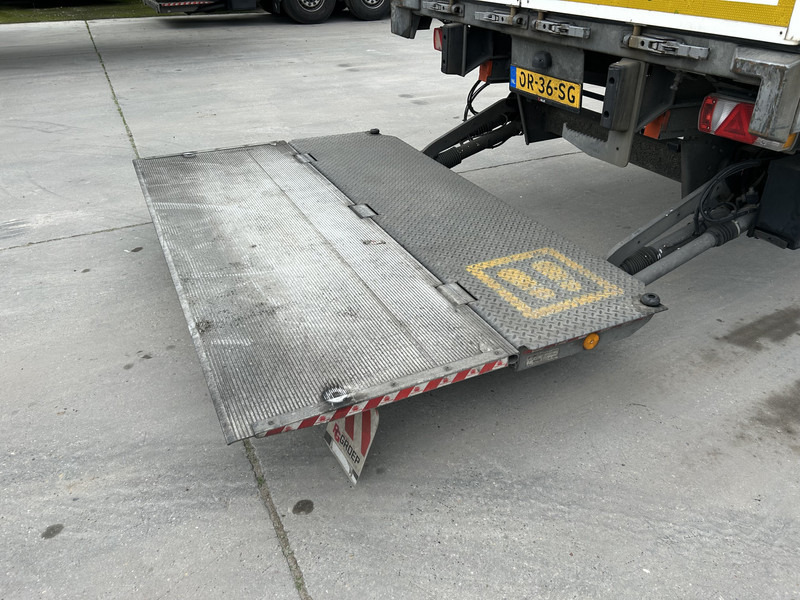 Fruehauf CNP 03 / Box / Laadklep / SAF Schijf - Semireboque furgão: foto 5 Fruehauf CNP 03 / Box / Laadklep / SAF Schijf - Semireboque furgão: foto 5