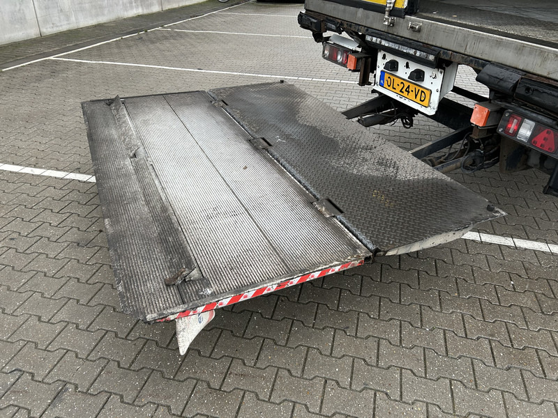 Krone Cool Liner / Carrier Reefer -30 gr / Frigo Box / Loadlift / APK TUV 01-26 - Semireboque frigorífico: foto 5 Krone Cool Liner / Carrier Reefer -30 gr / Frigo Box / Loadlift / APK TUV 01-26 - Semireboque frigorífico: foto 5