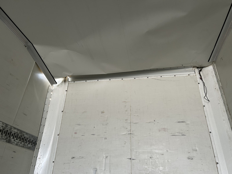 Krone DryLiner / Box / Front Damage / BPW Drum / APK TUV 12-25 - Semireboque furgão: foto 4 Krone DryLiner / Box / Front Damage / BPW Drum / APK TUV 12-25 - Semireboque furgão: foto 4