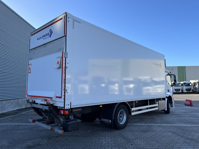 Mercedes-Benz Actros 2124 / Box 7.5 mtr / Laadklep 2000 kg / APK TUV 05-25 - Caminhão furgão: foto 2 Mercedes-Benz Actros 2124 / Box 7.5 mtr / Laadklep 2000 kg / APK TUV 05-25 - Caminhão furgão: foto 2
