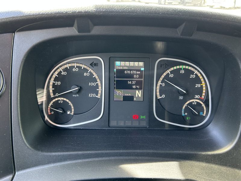 Mercedes-Benz Atego 818 / 8 Ton / 676 dkm / Box / Laadklep / APK TUV 03-26 - Caminhão furgão: foto 4 Mercedes-Benz Atego 818 / 8 Ton / 676 dkm / Box / Laadklep / APK TUV 03-26 - Caminhão furgão: foto 4