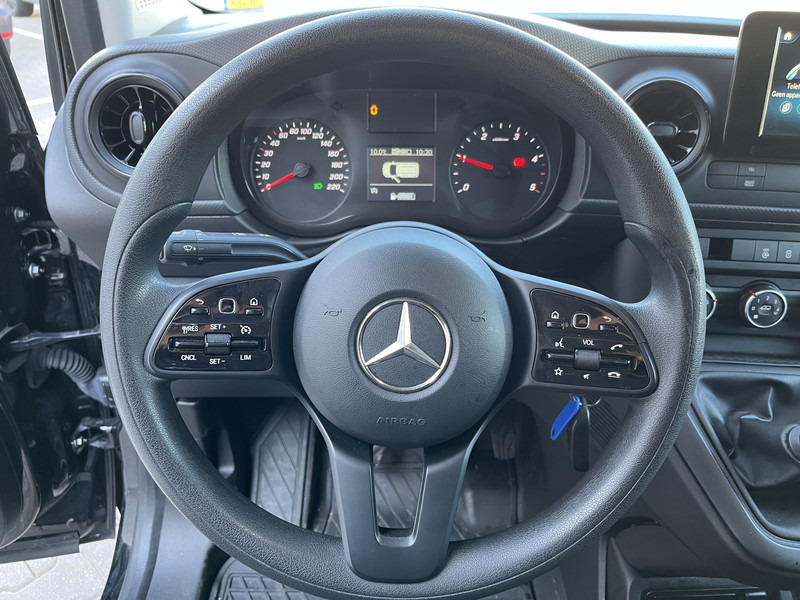 Locação de Mercedes-Benz Citan 108 CDI Pro / Schade - Unfall - Accident / 63 dkm / APK TUV 09-25 Mercedes-Benz Citan 108 CDI Pro / Schade - Unfall - Accident / 63 dkm / APK TUV 09-25: foto 6