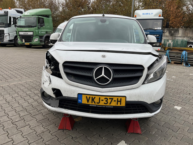 Mercedes-Benz Citan 109 CDI / Extra Lang / UNFALL / DAMAGE - Furgão compacto: foto 2 Mercedes-Benz Citan 109 CDI / Extra Lang / UNFALL / DAMAGE - Furgão compacto: foto 2