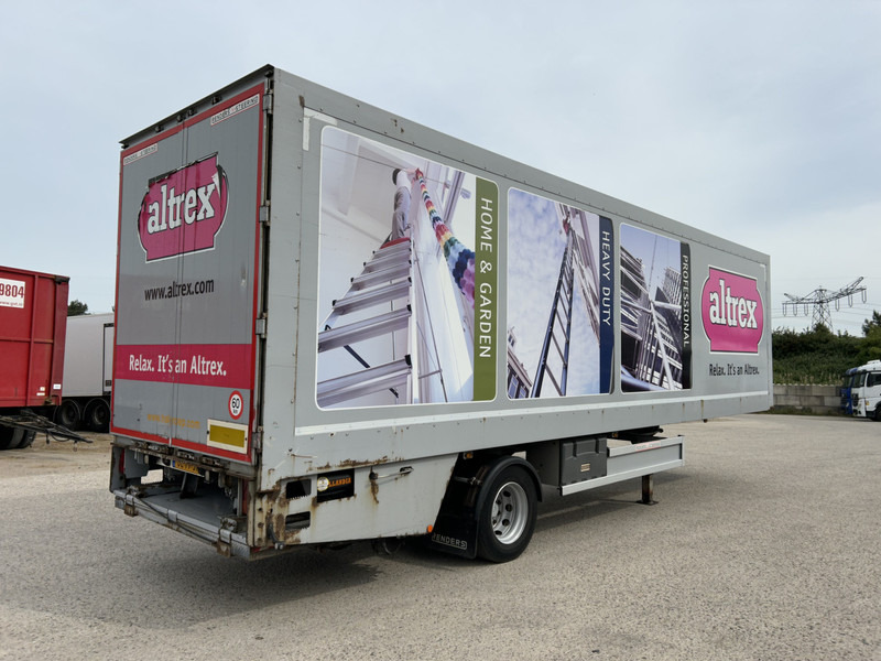 Renders ROC 12.10 City / Curtainside / Loadlift 2000 kg / NL Trailer - Semi-reboque de lona: foto 2 Renders ROC 12.10 City / Curtainside / Loadlift 2000 kg / NL Trailer - Semi-reboque de lona: foto 2