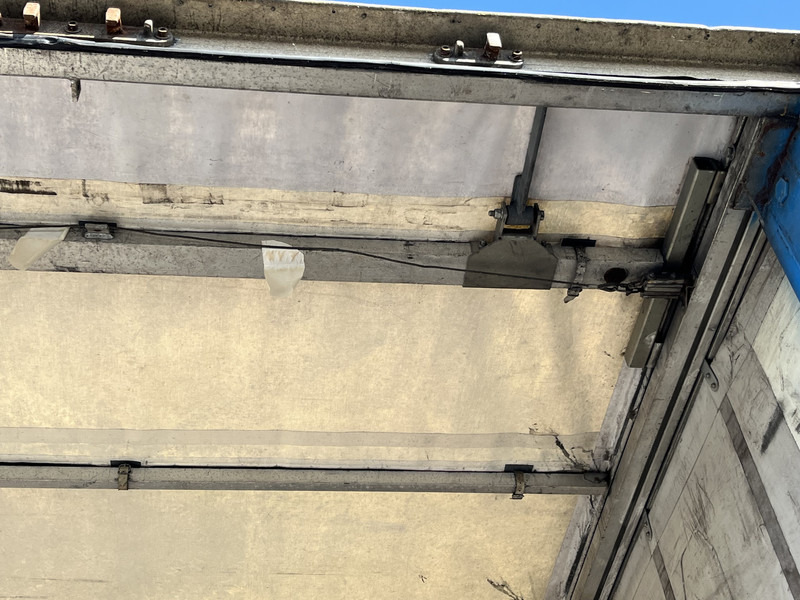 Samro ST 39 WH / Curtainside / 3 axle BPW Disk / NL Trailer - Semi-reboque de lona: foto 4 Samro ST 39 WH / Curtainside / 3 axle BPW Disk / NL Trailer - Semi-reboque de lona: foto 4