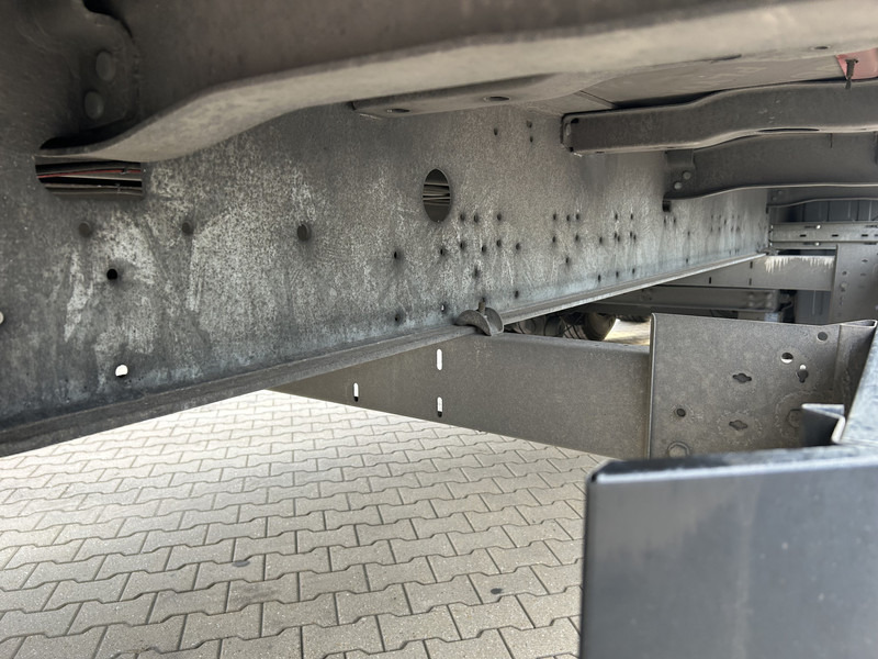 Schmitz Cargobull SCB S3B / Box Trailer / 2x Liftas / APK TUV 09-26 - Semireboque furgão: foto 5 Schmitz Cargobull SCB S3B / Box Trailer / 2x Liftas / APK TUV 09-26 - Semireboque furgão: foto 5