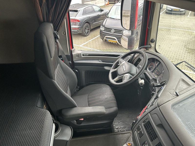 DAF XF 450 FT Space Cab / 988 dkm / Tacho V2 / Stand Airco / APK TUV 07-26 - Tractor: foto 3 DAF XF 450 FT Space Cab / 988 dkm / Tacho V2 / Stand Airco / APK TUV 07-26 - Tractor: foto 3