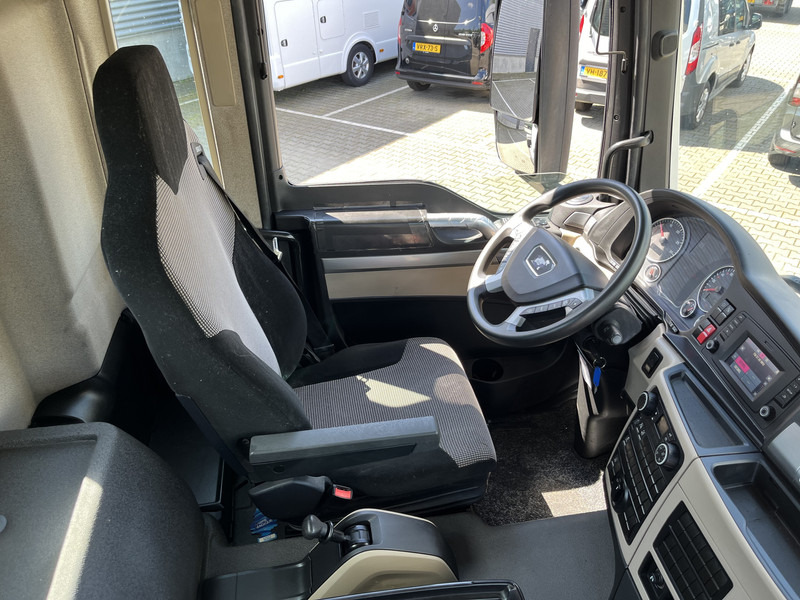 MAN TGS 18.360 Euro 6 / 195 dkm / Airco / NL Truck - Tractor: foto 3 MAN TGS 18.360 Euro 6 / 195 dkm / Airco / NL Truck - Tractor: foto 3