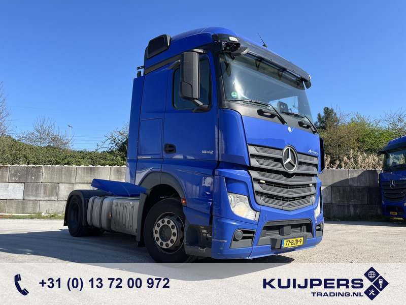 Mercedes-Benz Actros 1842 Streamspace / 945 dkm / 2 Tanks / NL Truck - Tractor: foto 1 Mercedes-Benz Actros 1842 Streamspace / 945 dkm / 2 Tanks / NL Truck - Tractor: foto 1