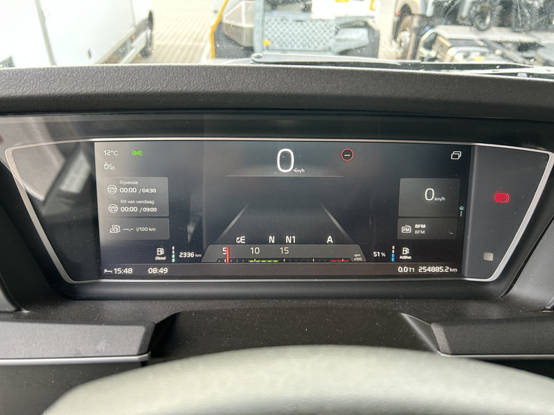 Volvo FH 500 Globetrotter XL / VEB+ / 2 Tanks / APK TUV 07-26 - Tractor: foto 4 Volvo FH 500 Globetrotter XL / VEB+ / 2 Tanks / APK TUV 07-26 - Tractor: foto 4