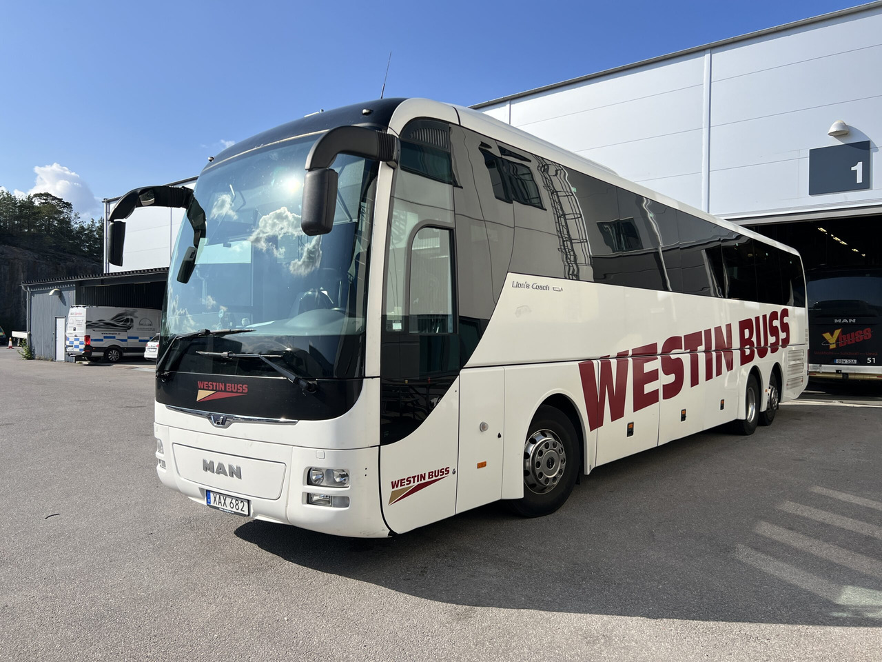 MAN Lions Coach L R08 Euro 6c - Autocarro: foto 2 MAN Lions Coach L R08 Euro 6c - Autocarro: foto 2