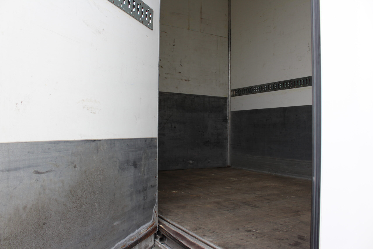 MAN TGX 26.480 6×2-4 Skåp/Fjärr - Caminhão furgão: foto 4 MAN TGX 26.480 6×2-4 Skåp/Fjärr - Caminhão furgão: foto 4