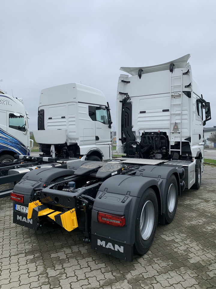 MAN TGX 28.520 6×2-2 Dragbil - Tractor: foto 3 MAN TGX 28.520 6×2-2 Dragbil - Tractor: foto 3