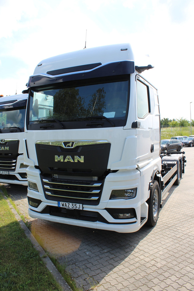 Växelflak MAN TGX 26.520 6X2-4 LL - Caminhão transportador de contêineres/ Caixa móvel: foto 1 Växelflak MAN TGX 26.520 6X2-4 LL - Caminhão transportador de contêineres/ Caixa móvel: foto 1
