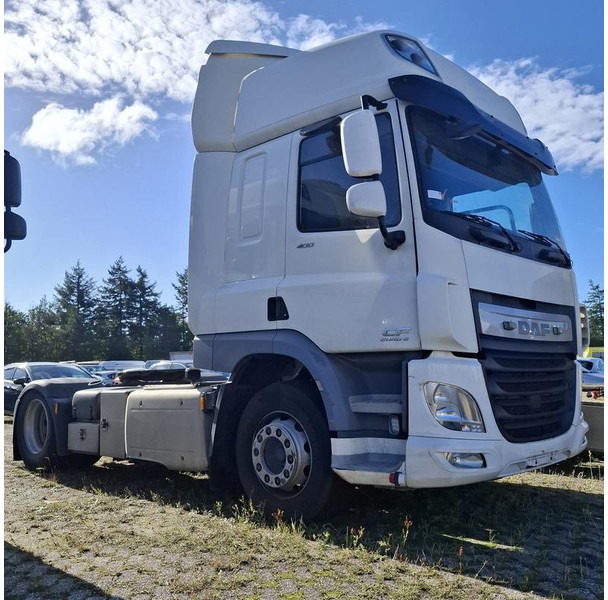DAF CF 400 FT - 2016 - Automaat | Diesel (8405) - Caminhão: foto 2 DAF CF 400 FT - 2016 - Automaat | Diesel (8405) - Caminhão: foto 2
