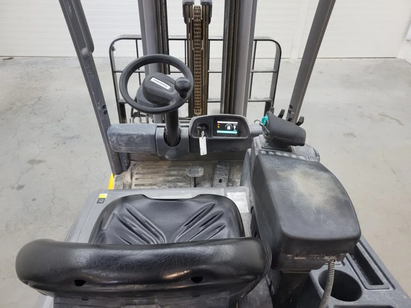 Jungheinrich EFG 220 EFG 220 - Empilhadeira: foto 5 Jungheinrich EFG 220 EFG 220 - Empilhadeira: foto 5