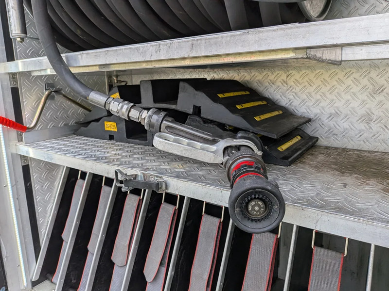 Locação de Mercedes-Benz NG 1626 V8 Mercedes-Benz NG 1626 V8: foto 9