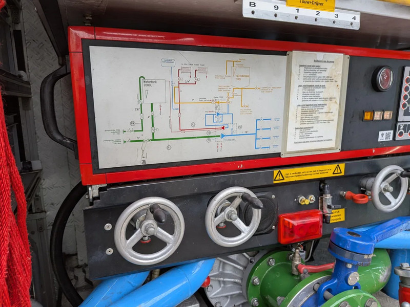 Locação de Mercedes-Benz NG 1626 V8 Mercedes-Benz NG 1626 V8: foto 12