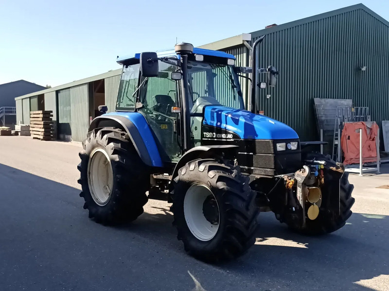 New Holland TS90 TS90 - Trator: foto 4 New Holland TS90 TS90 - Trator: foto 4