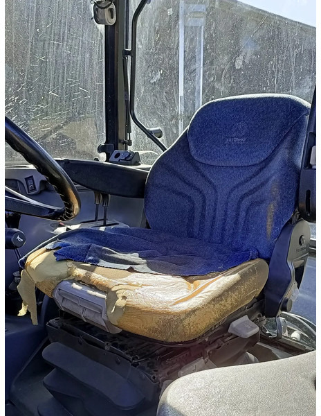 New Holland TS90 TS90 - Trator: foto 5 New Holland TS90 TS90 - Trator: foto 5