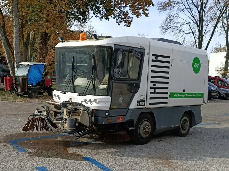 Ravo 540 - Varredora urbana: foto 1 Ravo 540 - Varredora urbana: foto 1