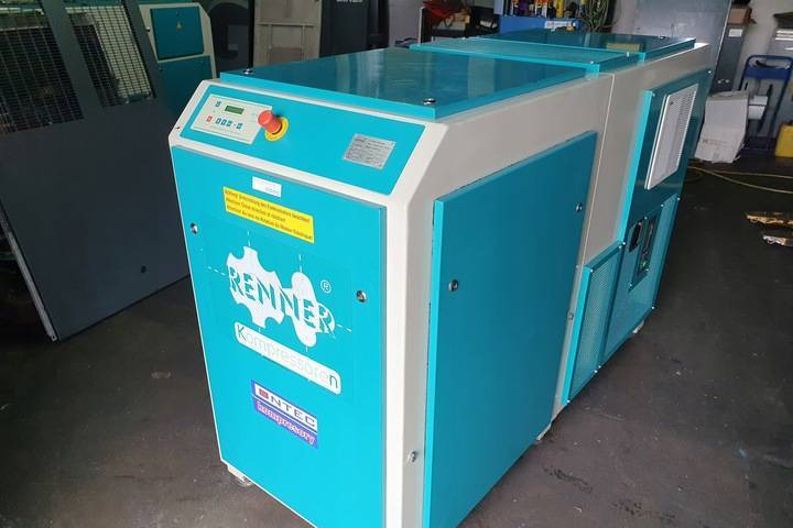 KOMPRESOR ŚRUBOWY RENNER 22 KW - Compressor de ar: foto 3 KOMPRESOR ŚRUBOWY RENNER 22 KW - Compressor de ar: foto 3