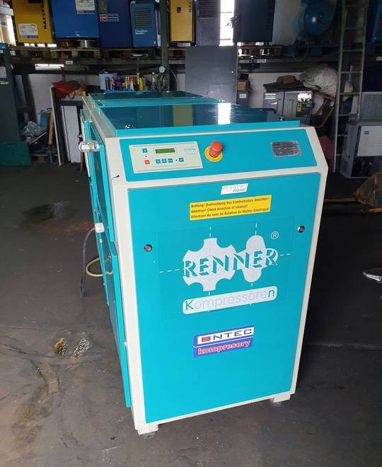 KOMPRESOR ŚRUBOWY RENNER 22 KW - Compressor de ar: foto 1 KOMPRESOR ŚRUBOWY RENNER 22 KW - Compressor de ar: foto 1