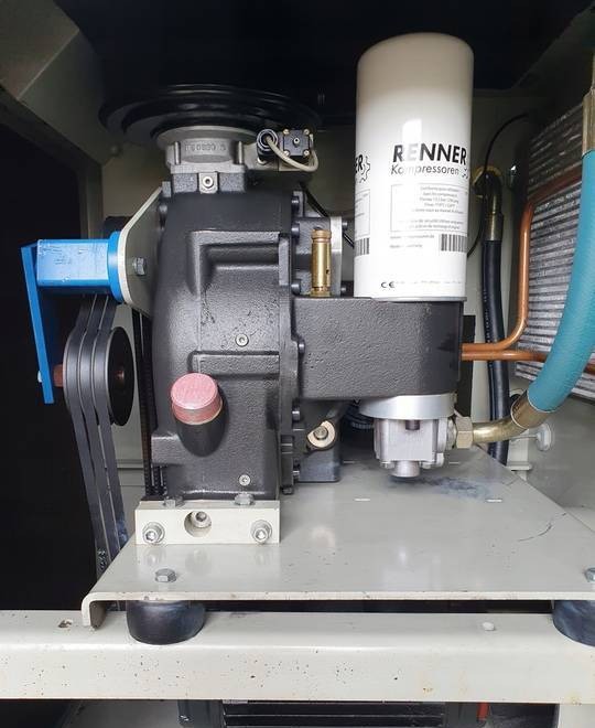 KOMPRESOR ŚRUBOWY RENNER 22 KW - Compressor de ar: foto 5 KOMPRESOR ŚRUBOWY RENNER 22 KW - Compressor de ar: foto 5