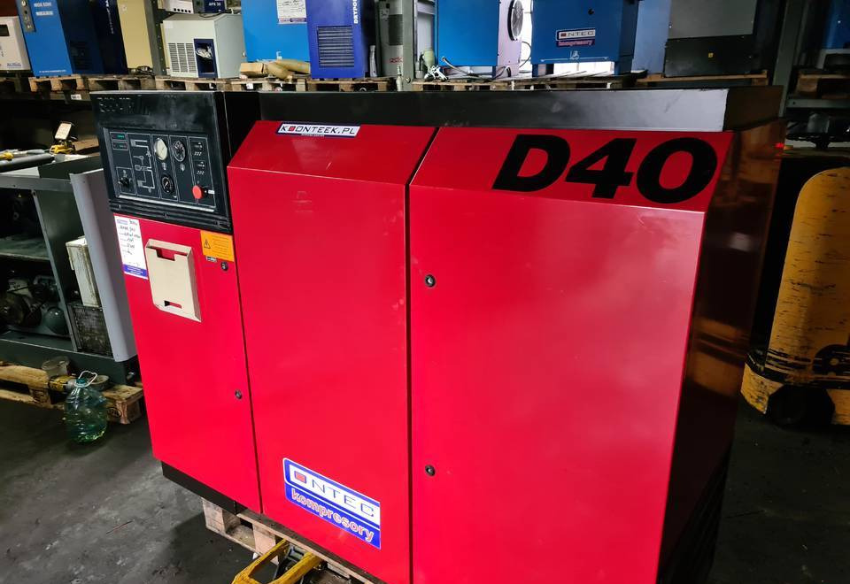 Kompresor śrubowy EKOAIR D 40 30 kw - Compressor de ar: foto 2 Kompresor śrubowy EKOAIR D 40 30 kw - Compressor de ar: foto 2