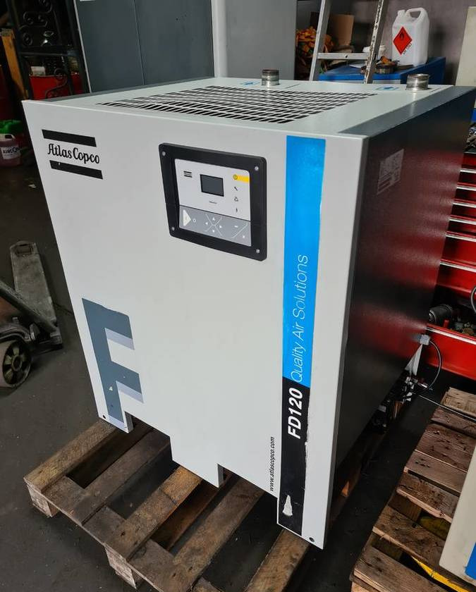 OSUSZACZ ZIĘBNICZY ATLAS COPCO FD 120 7,2m3 - Compressor de ar: foto 2 OSUSZACZ ZIĘBNICZY ATLAS COPCO FD 120 7,2m3 - Compressor de ar: foto 2