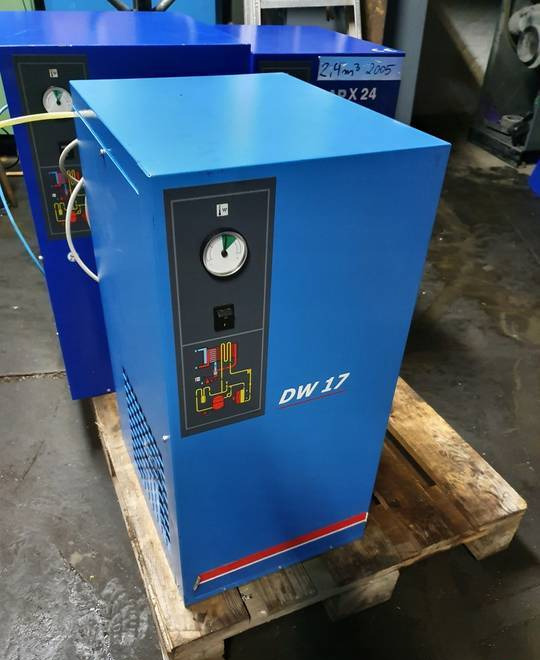 OSUSZACZ ZIĘBNICZY GRASSAIR DW 17 - Compressor de ar: foto 1 OSUSZACZ ZIĘBNICZY GRASSAIR DW 17 - Compressor de ar: foto 1