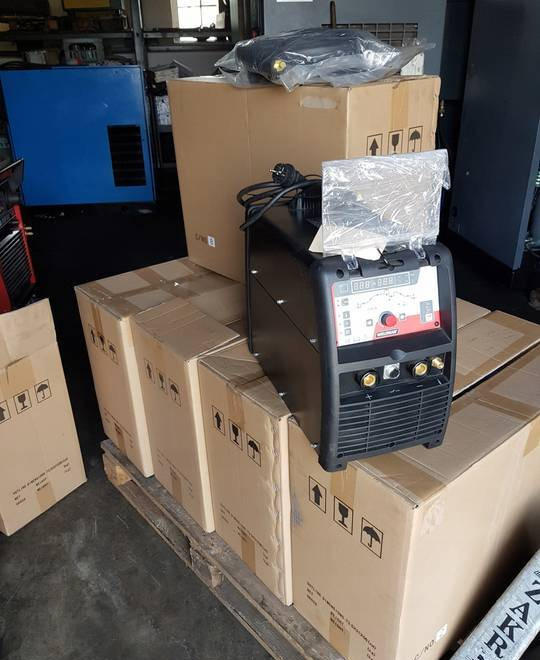 Spawarka Tig CEBORA WK 2025 AC/DC Puls, 200 A - Equipamento para soldagem: foto 4 Spawarka Tig CEBORA WK 2025 AC/DC Puls, 200 A - Equipamento para soldagem: foto 4