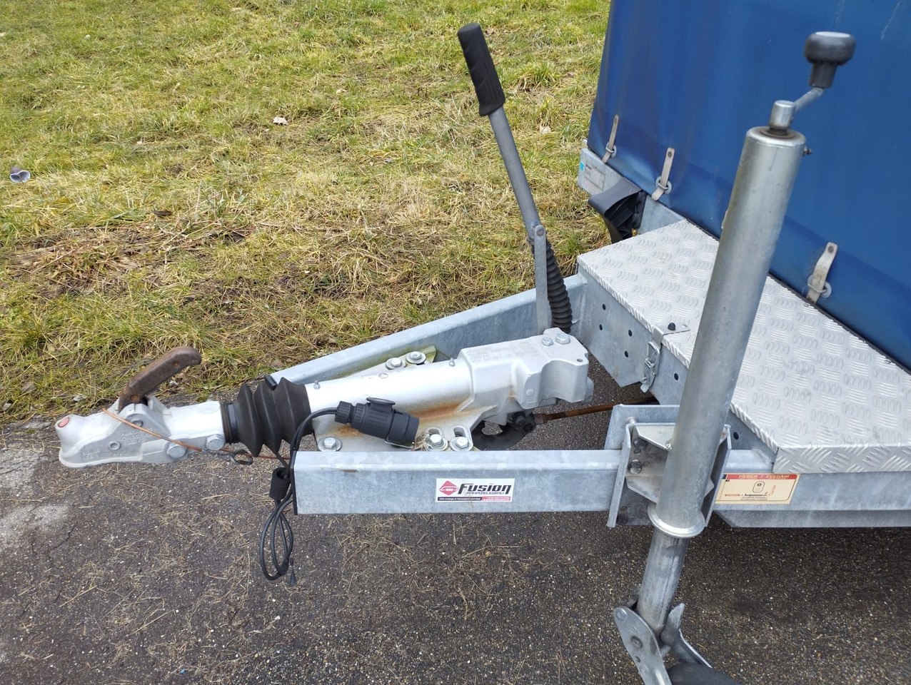 Reboque de lona VEZEKO 400 x 187 3,5 t Absenkanhänger Huski 40.35: foto 8