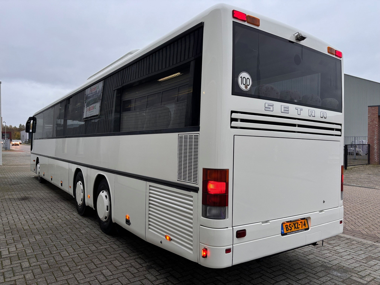 SETRA S317UL met 63 pl. en airconditioning S317GT - Autocarro: foto 4 SETRA S317UL met 63 pl. en airconditioning S317GT - Autocarro: foto 4