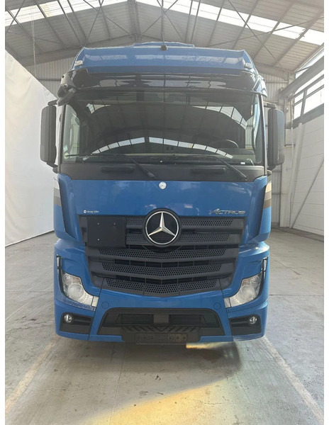 Mercedes-Benz Actros 2642 6x2 - Caminhão com lona: foto 5 Mercedes-Benz Actros 2642 6x2 - Caminhão com lona: foto 5