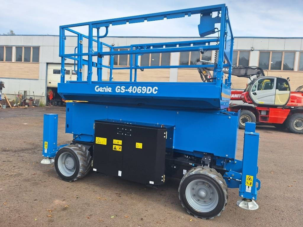 Genie GS-4069 DC - Plataforma de Tijera/ Plataforma de tesoura: foto 5 Genie GS-4069 DC - Plataforma de Tijera/ Plataforma de tesoura: foto 5