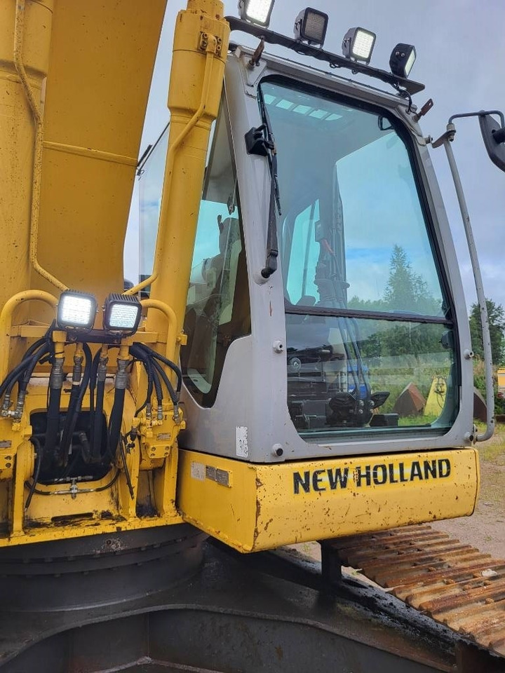 Escavadora de rastos New Holland Kobelco E 235 B SR-2: foto 21