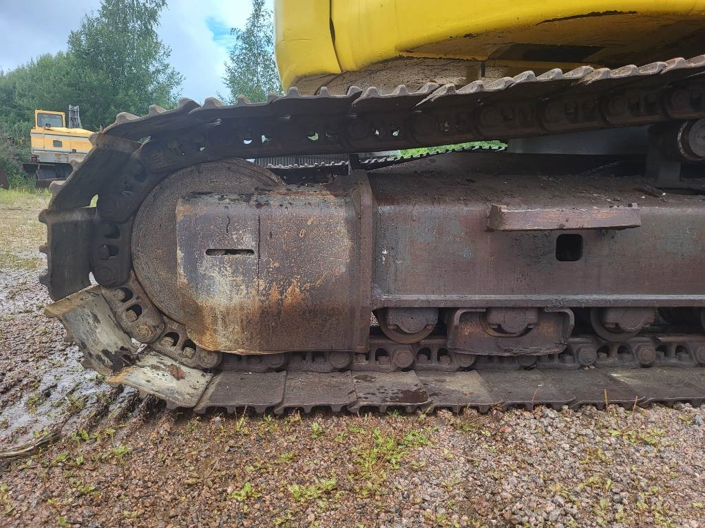 Escavadora de rastos New Holland Kobelco E 235 B SR-2: foto 12