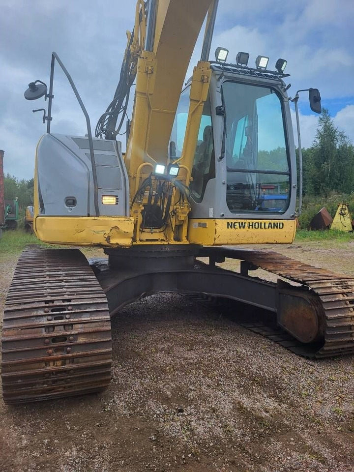 Escavadora de rastos New Holland Kobelco E 235 B SR-2: foto 13