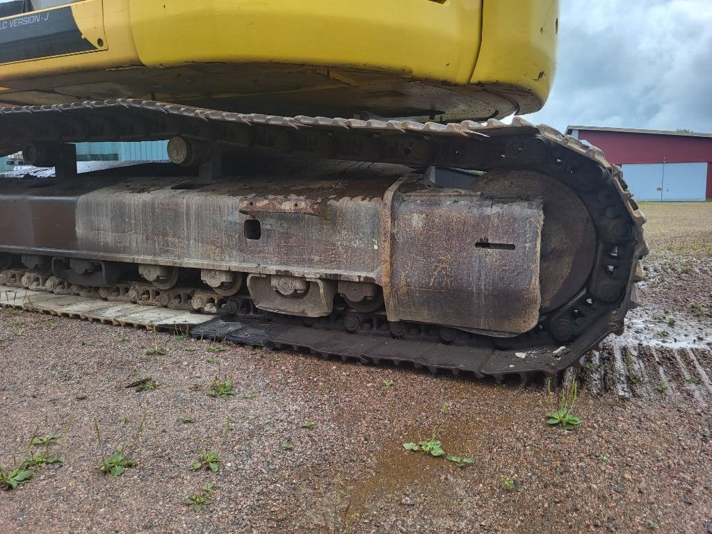 Escavadora de rastos New Holland Kobelco E 235 B SR-2: foto 16