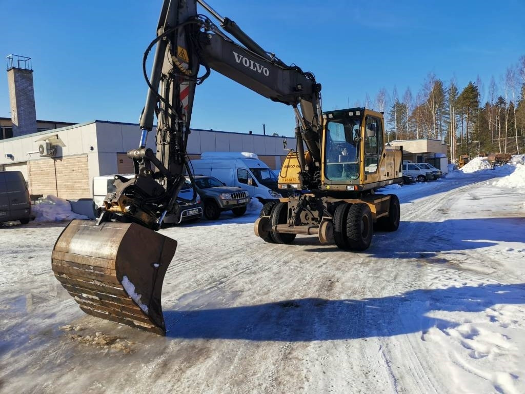 Volvo EW 180 B - Escavadeira de rodas: foto 2 Volvo EW 180 B - Escavadeira de rodas: foto 2