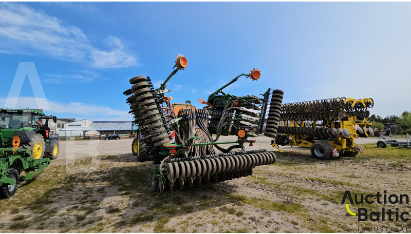 Amazone Cirrus 6003-2 - Semeadora combinada: foto 3 Amazone Cirrus 6003-2 - Semeadora combinada: foto 3