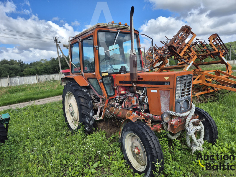 Belarus MTZ 505 - Trator: foto 2 Belarus MTZ 505 - Trator: foto 2